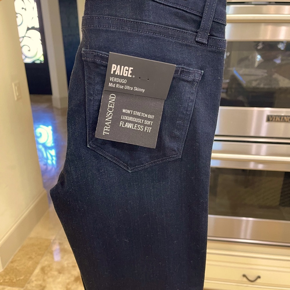 PAIGE Transcend Verdugo Skinny Denim Size 23 NWT